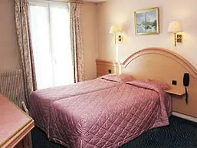 Отель Des Arenes Париж