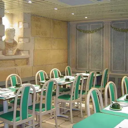 Des Arenes 3* Parigi