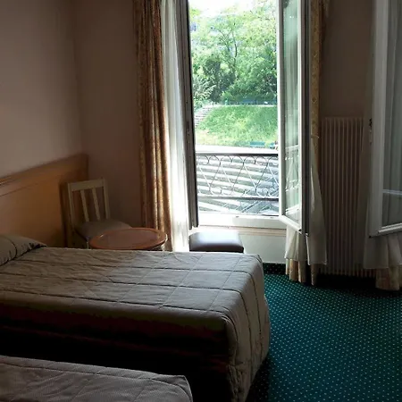 Des Arenes Hotel