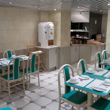 Des Arenes Hotel 3*