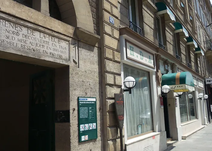 فندق ديزارين 3*