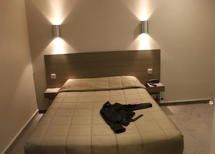 فندق ديزارين 3*