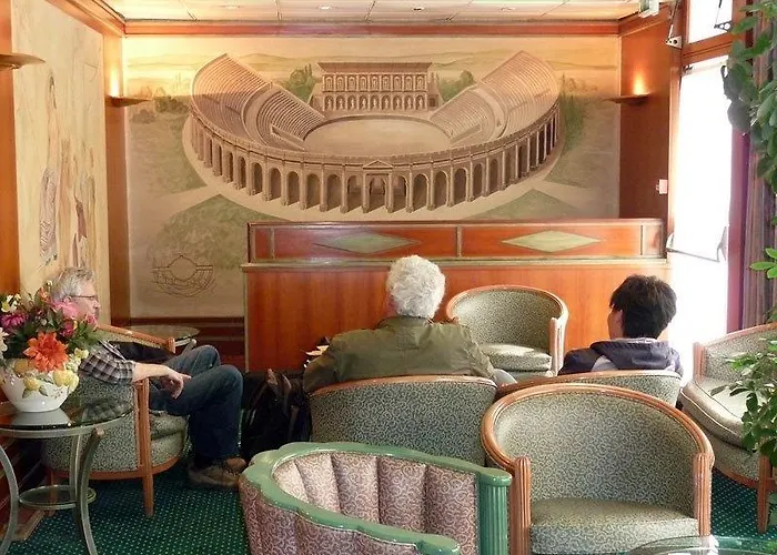 Hotel Des Arenes París