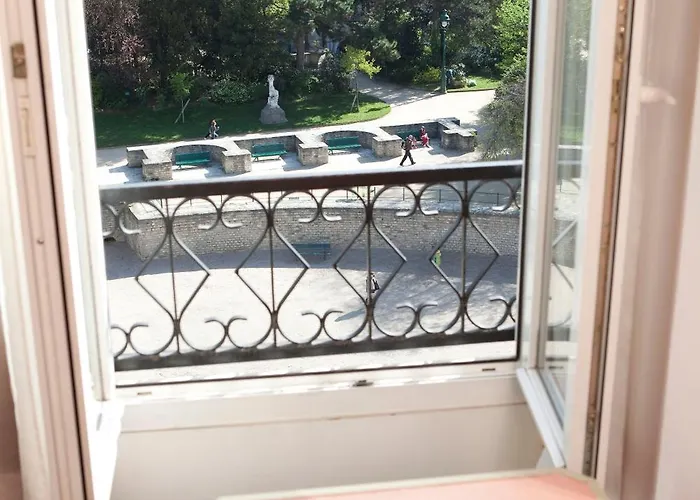 ديزارين باريس