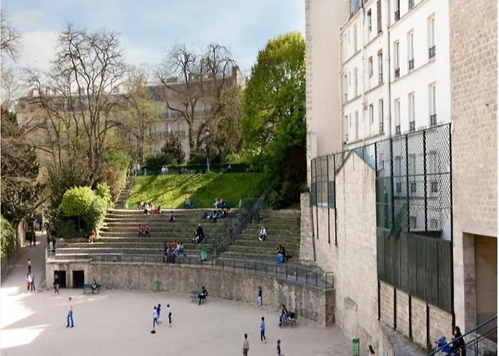 ديزارين فندق باريس