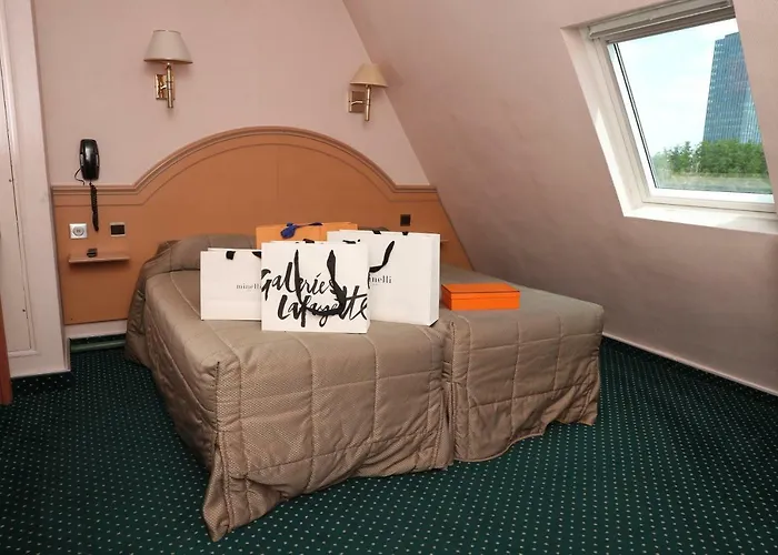 فندق ديزارين باريس