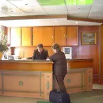 阿尔纳酒店 3*